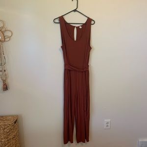 🌿 Excellent used condition Old Navy jumpsuit